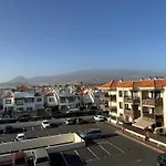 Cozy With Seaview 아파트